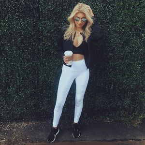 Meet your Posher, Katelyn